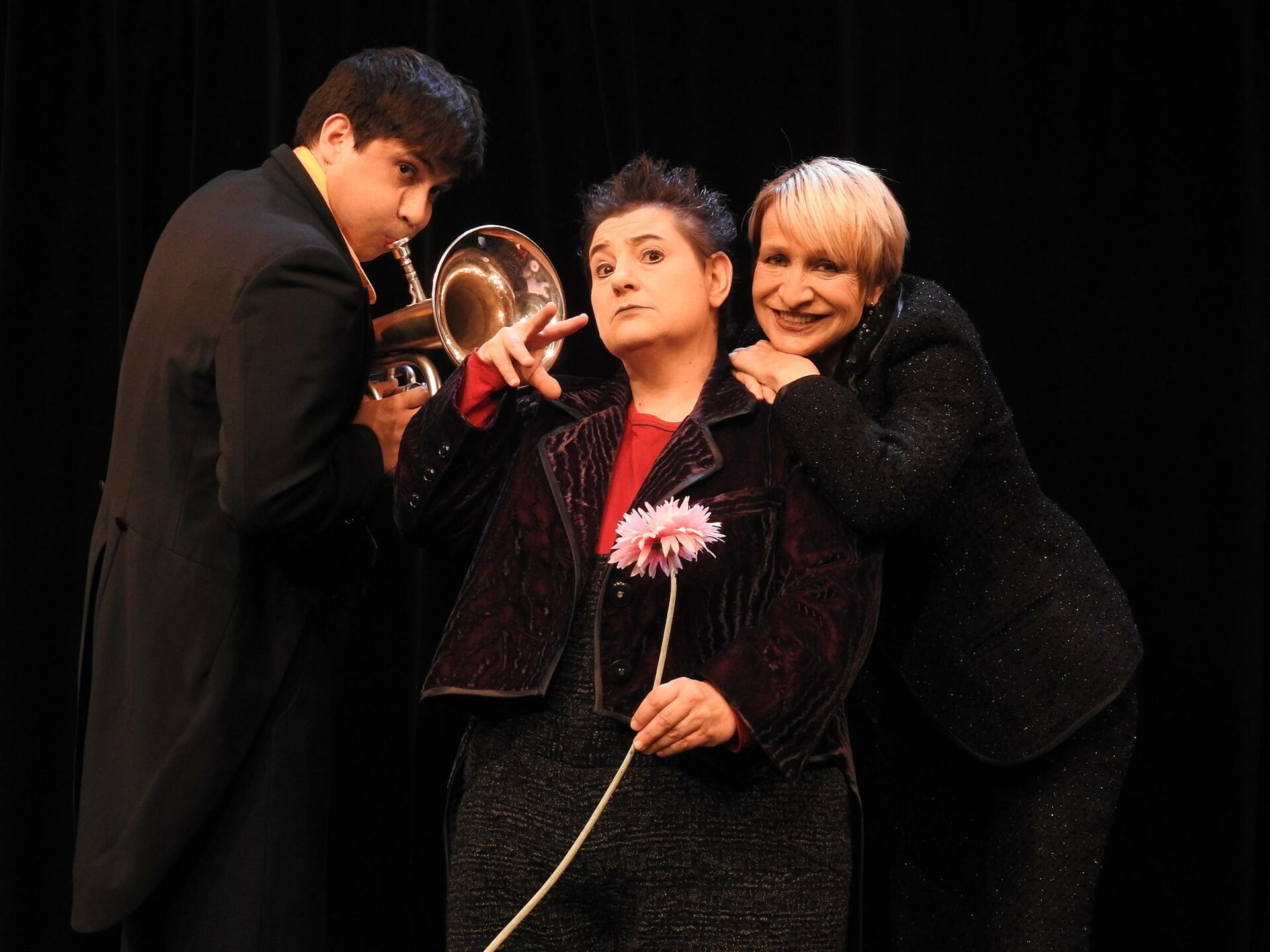 Unterstützen Sie das Teatro Dimitri!